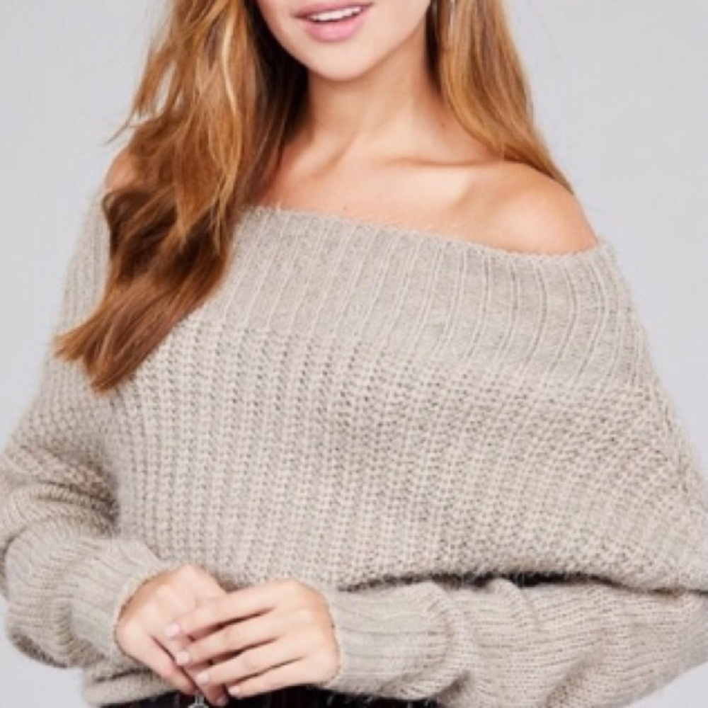 LAST 1 Fuzzy Sweater in Taupe